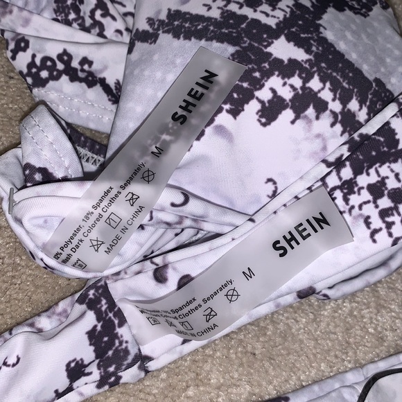 Shein snakeskin print bikini set - Picture 5 of 5